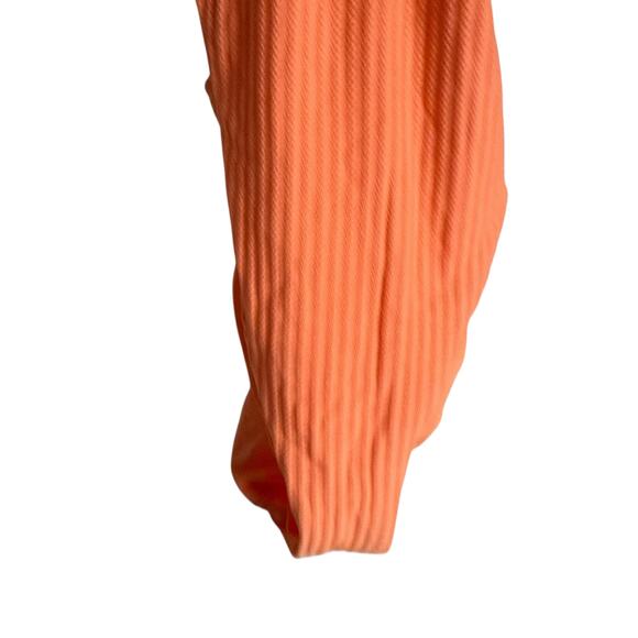 BECCA Line in The Sand Lainey Textured Rib Plunge One-Piece Swimsuit Nectar M - Picture 7 of 10